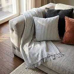 Decken - Rumi stripe cotton throw (hellblau/marineblau/creme)