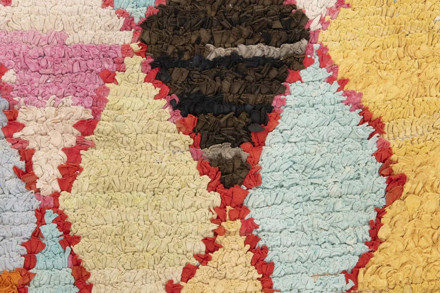 Marokkanischer Berber Teppich Boucherouite 200 x 120 cm