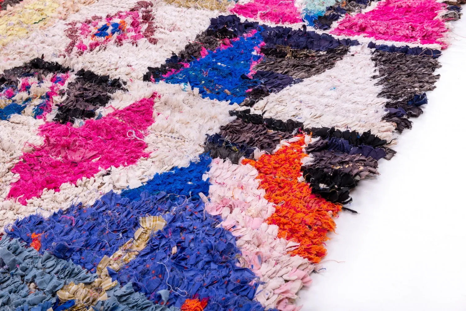 Marokkanische Berber Teppich Boucherouite 245 x 135 cm