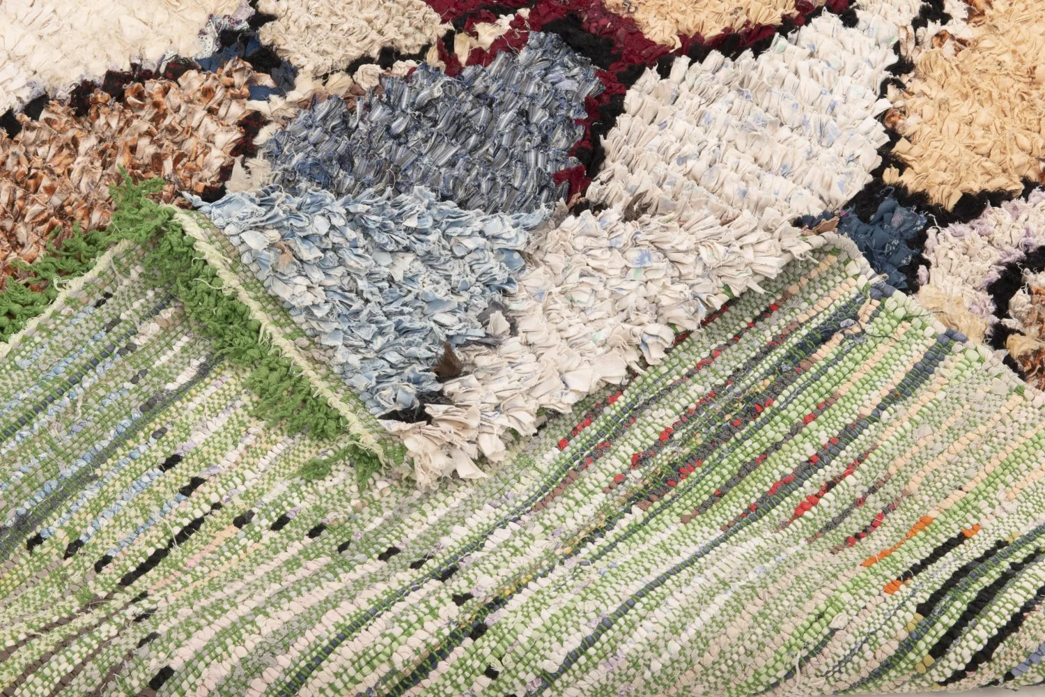 Marokkanischer Berber Teppich Boucherouite 200 x 145 cm