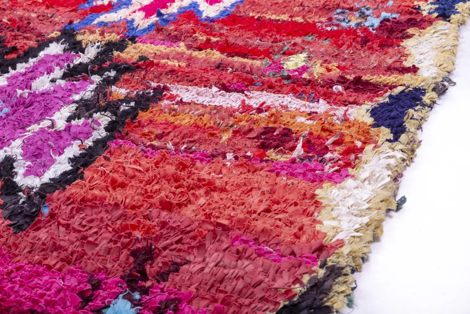 Marokkanische Berber Teppich Boucherouite 230 x 140 cm
