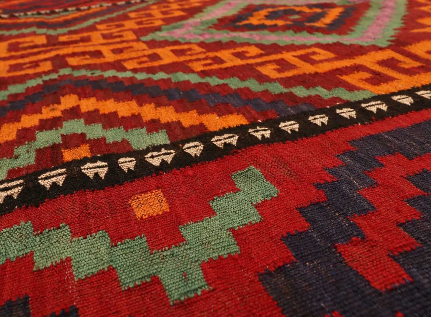 Orientalischer Kelim-Teppich 370 x 210 cm