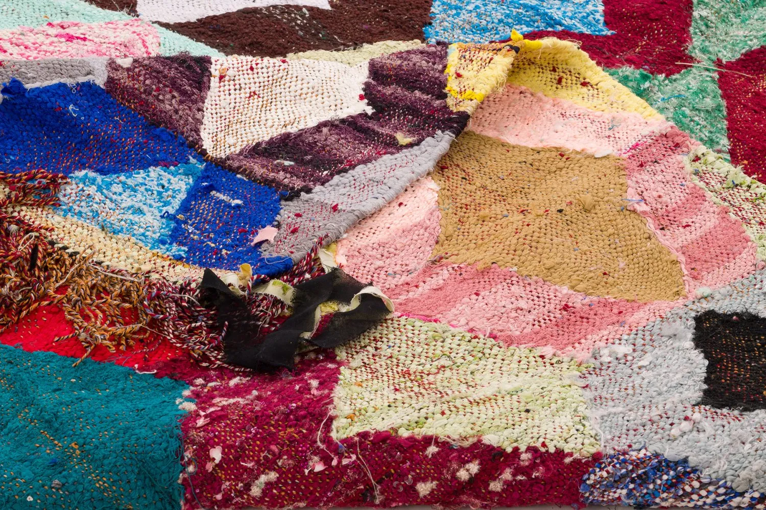 Marokkanischer Berber Teppich Boucherouite 150 x 255 cm