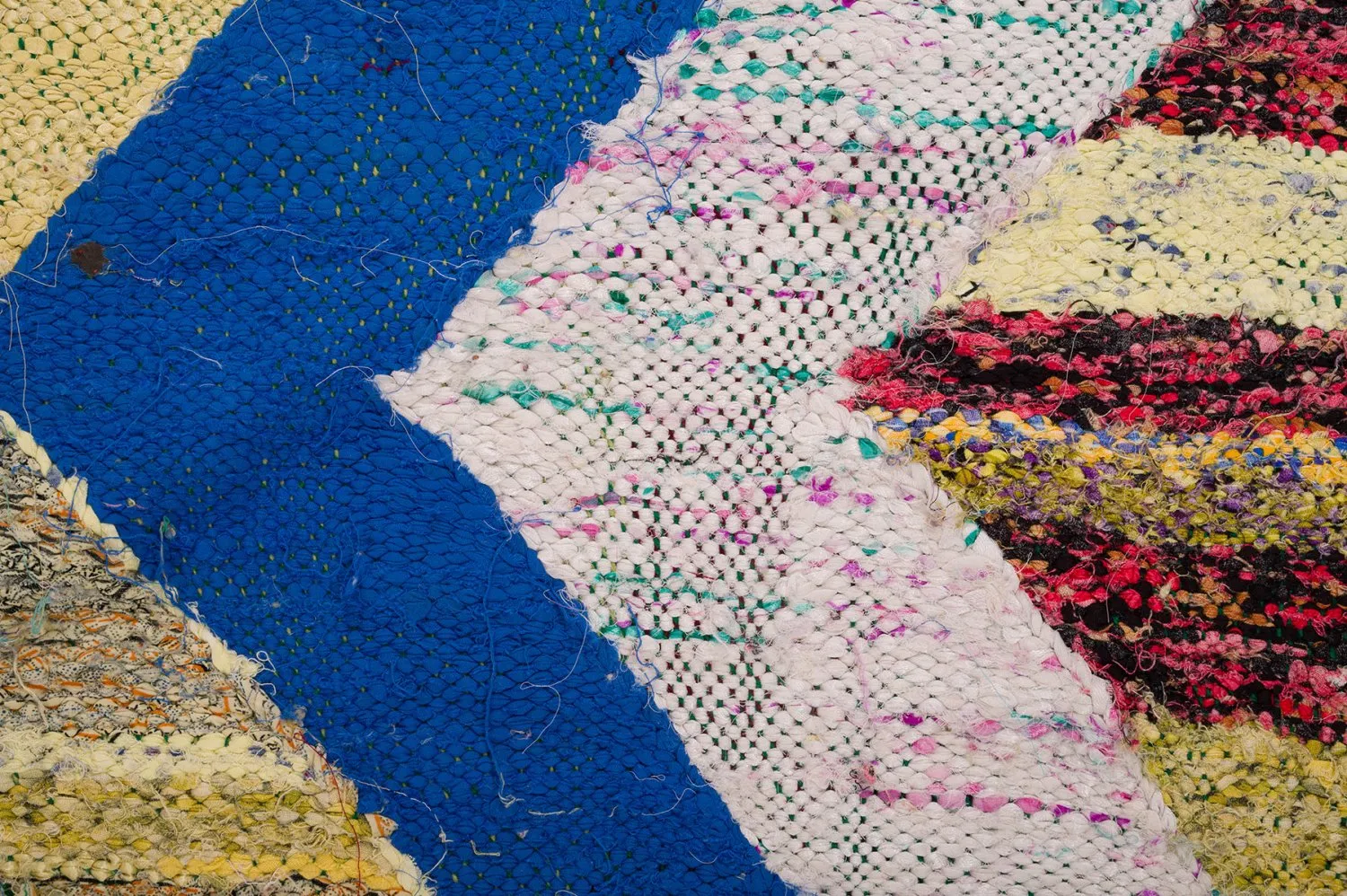 Marokkanischer Berber Teppich Boucherouite 130 x 275 cm