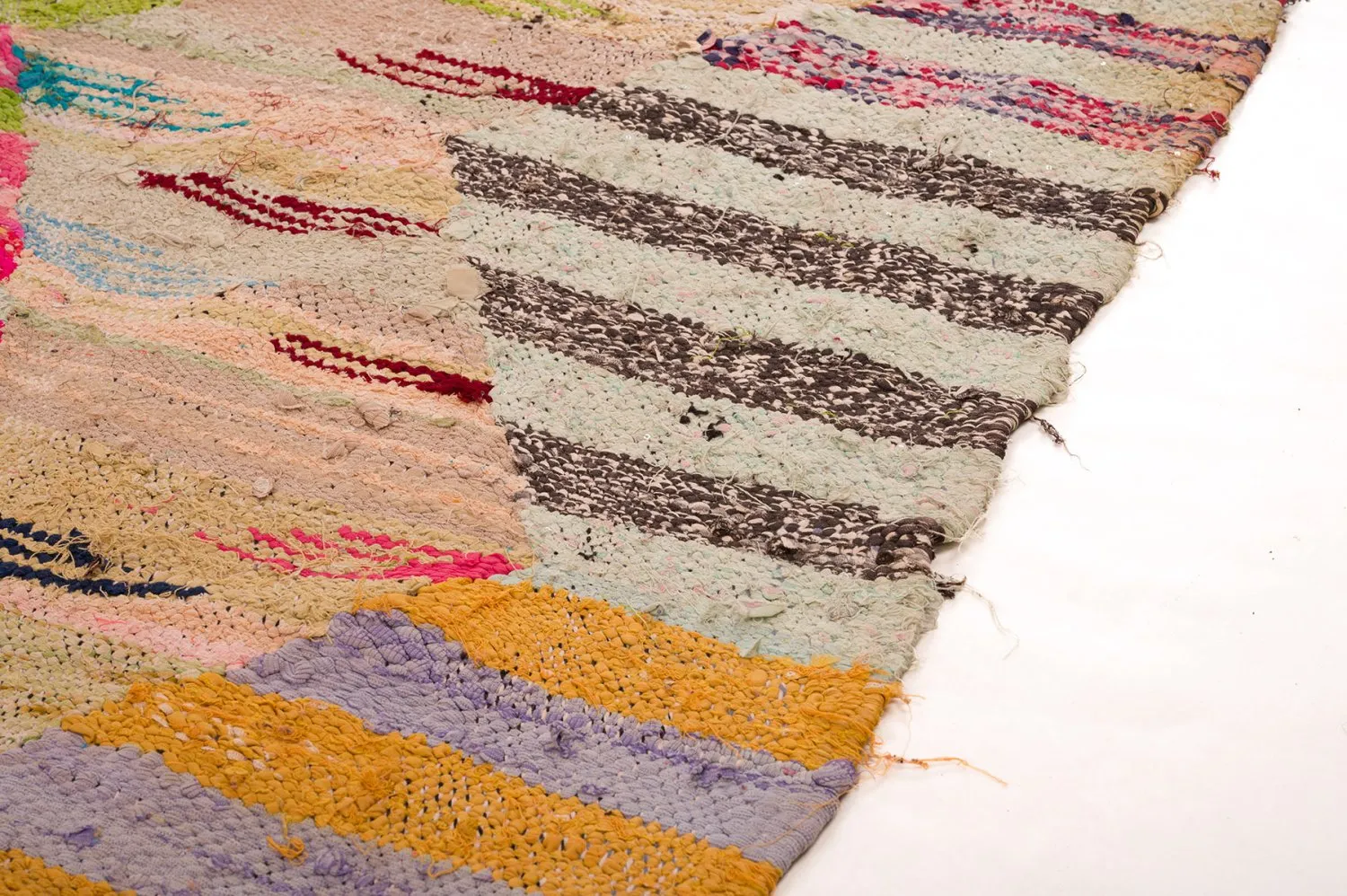 Marokkanischer Berber Teppich Boucherouite 140 x 250 cm