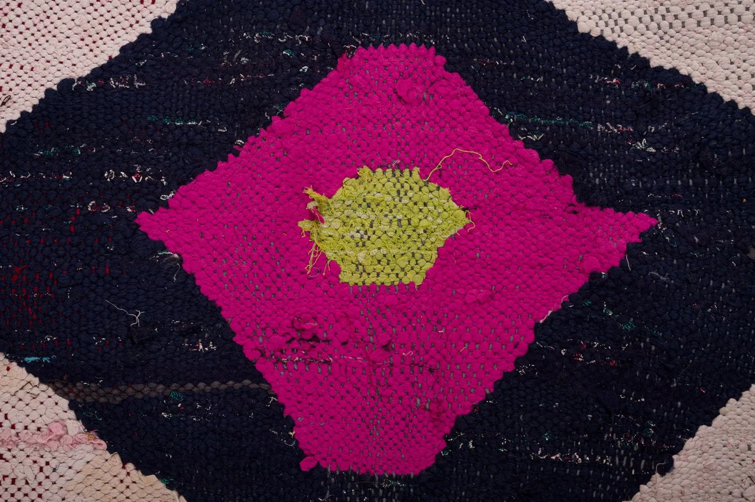Marokkanischer Berber Teppich Boucherouite 165 x 270 cm