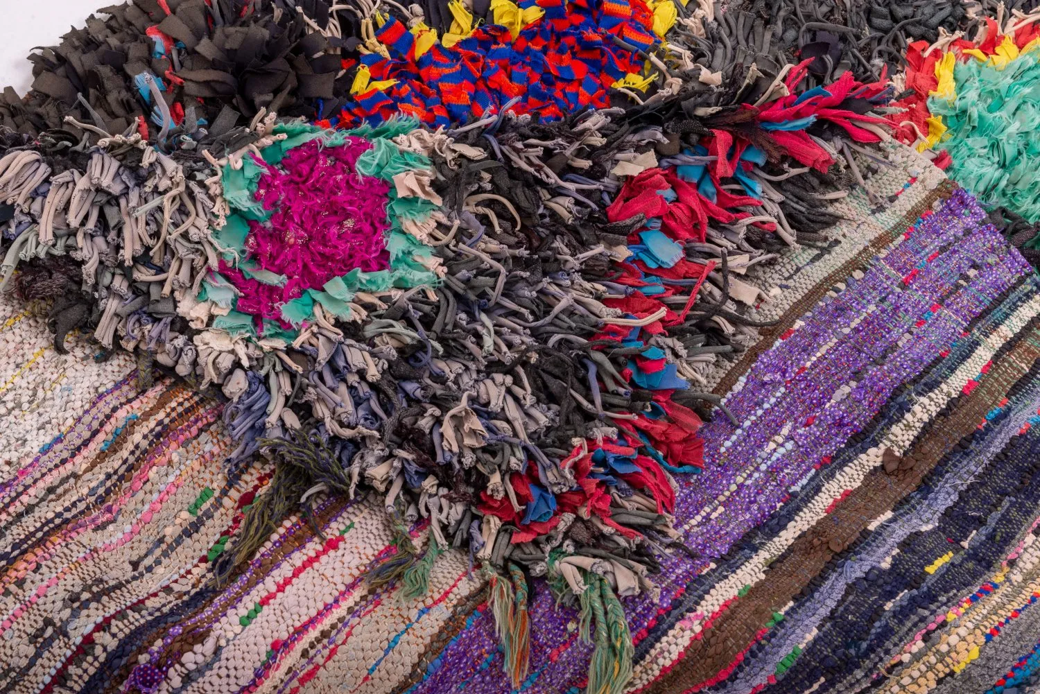 Marokkanische Berber Teppich Boucherouite 255 x 110 cm