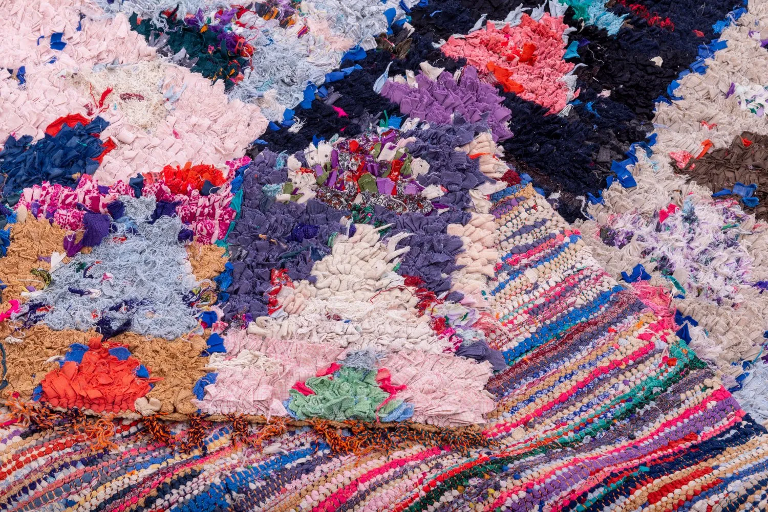 Marokkanische Berber Teppich Boucherouite 225 x 120 cm