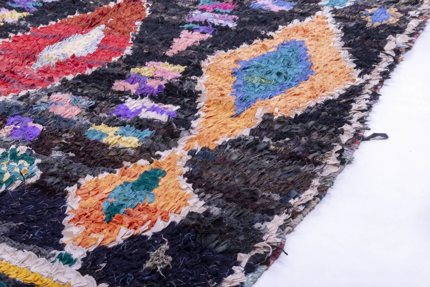 Marokkanische Berber Teppich Boucherouite 235 x 150 cm