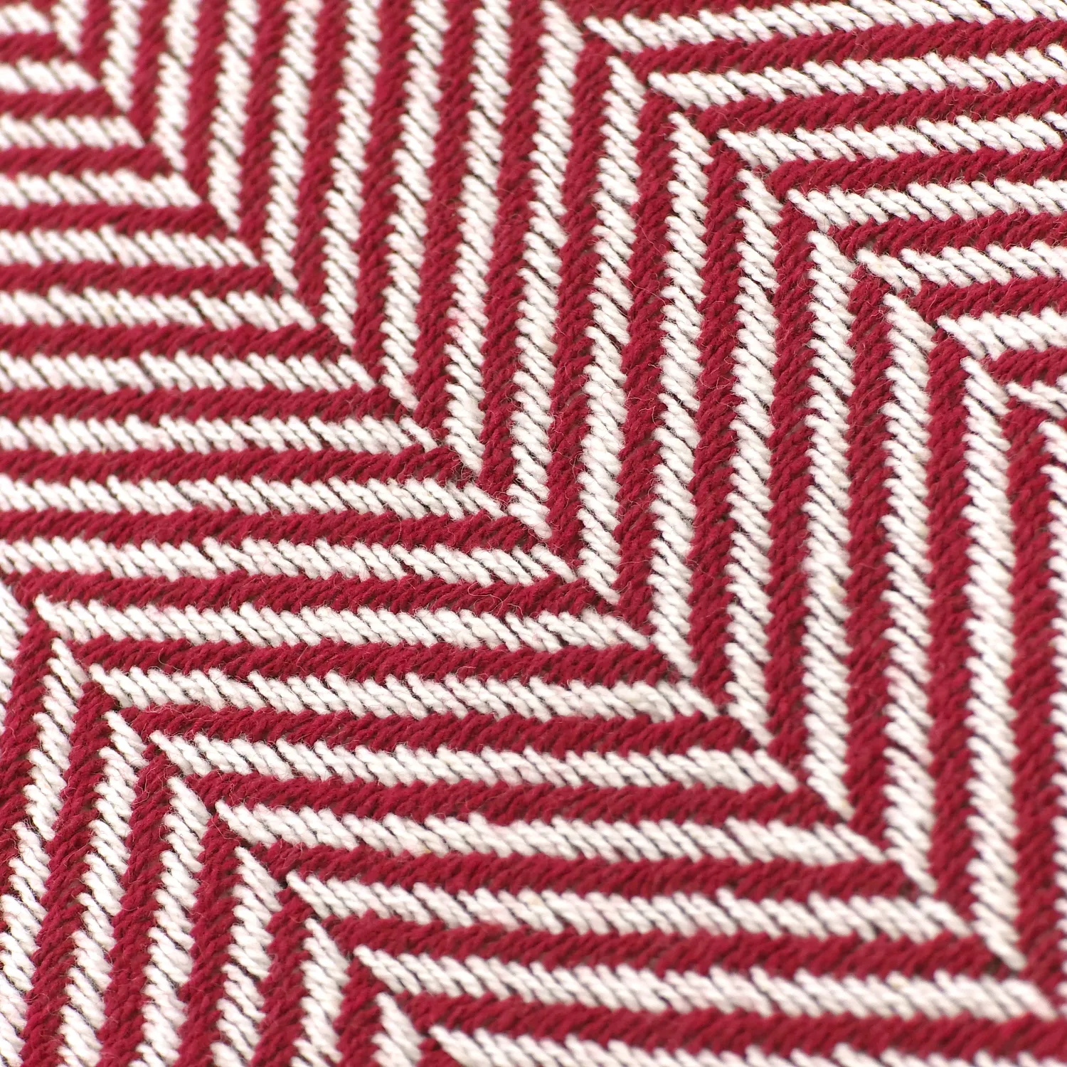 Decken - Baumwolldecke - Denisa Fishbone (rot/weiß)