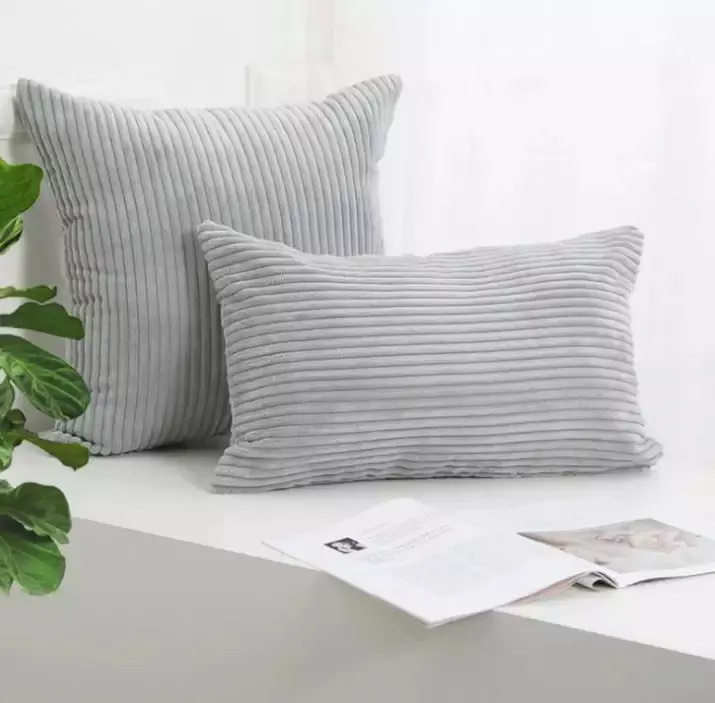 Kissenbezug - Striped Velvet 50 x 50 cm (grau)