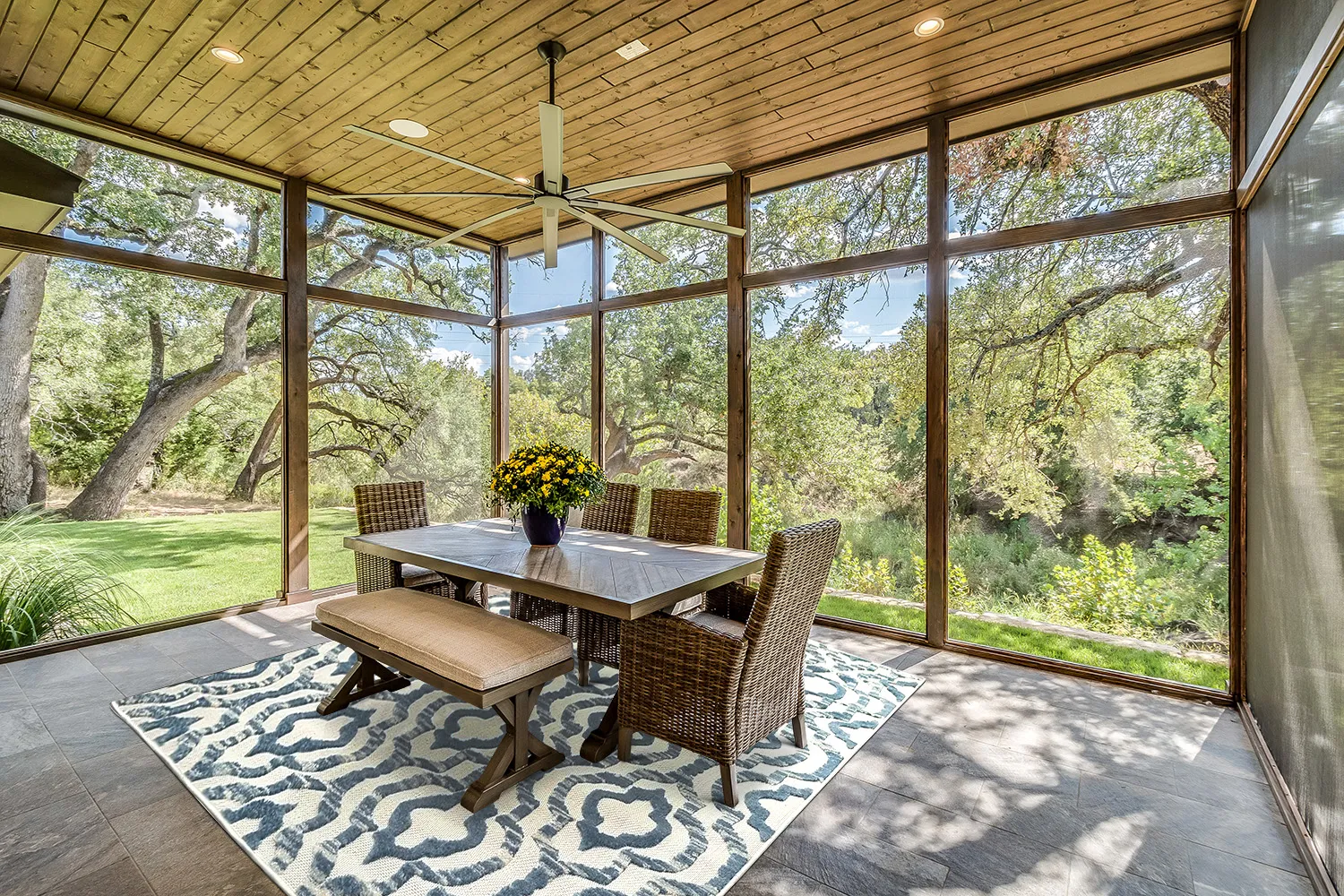 Shaggy Indoor-Outdoor - Trenton (weiß/blau)