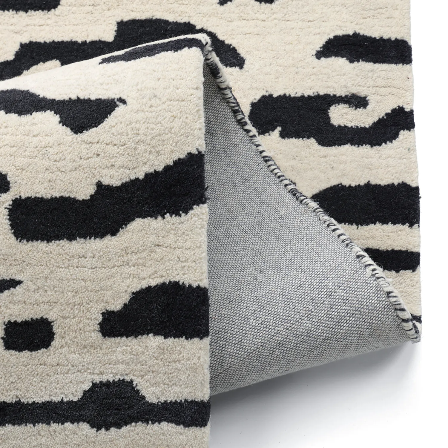 Hochflorteppiche - Zebra Tufted Wool Premium (weiß/schwarz)