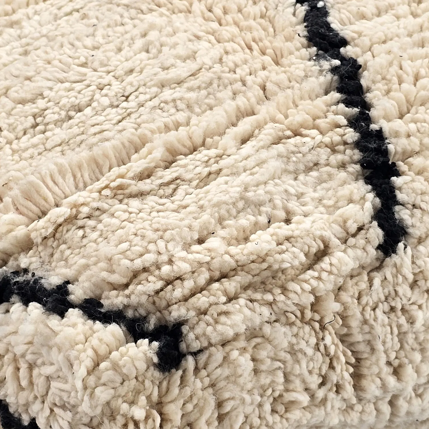 Sitzpoufs - Marokkanischer Pouf Beni Ourain 001