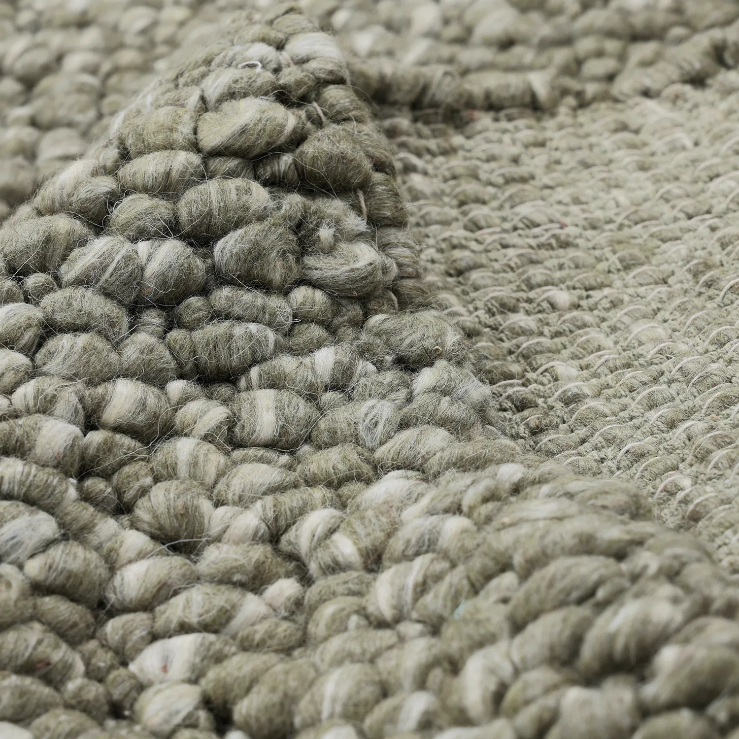Wollteppich - Sala Irregular Wool Bubble (moosgrün/weiße melange)