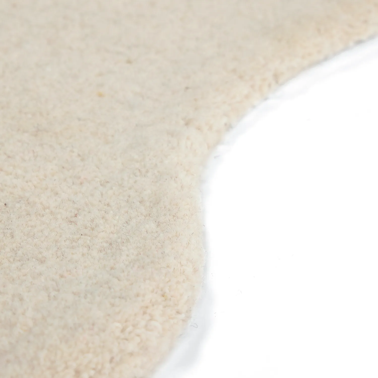 Gewellter Wollteppich - Diu Hand Tufted Wool Premium (creme)
